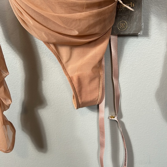 House of CB Faith Blush Feather Corset Bodysuit Off Shoulder Mesh Top size XS - Picture 8 of 15